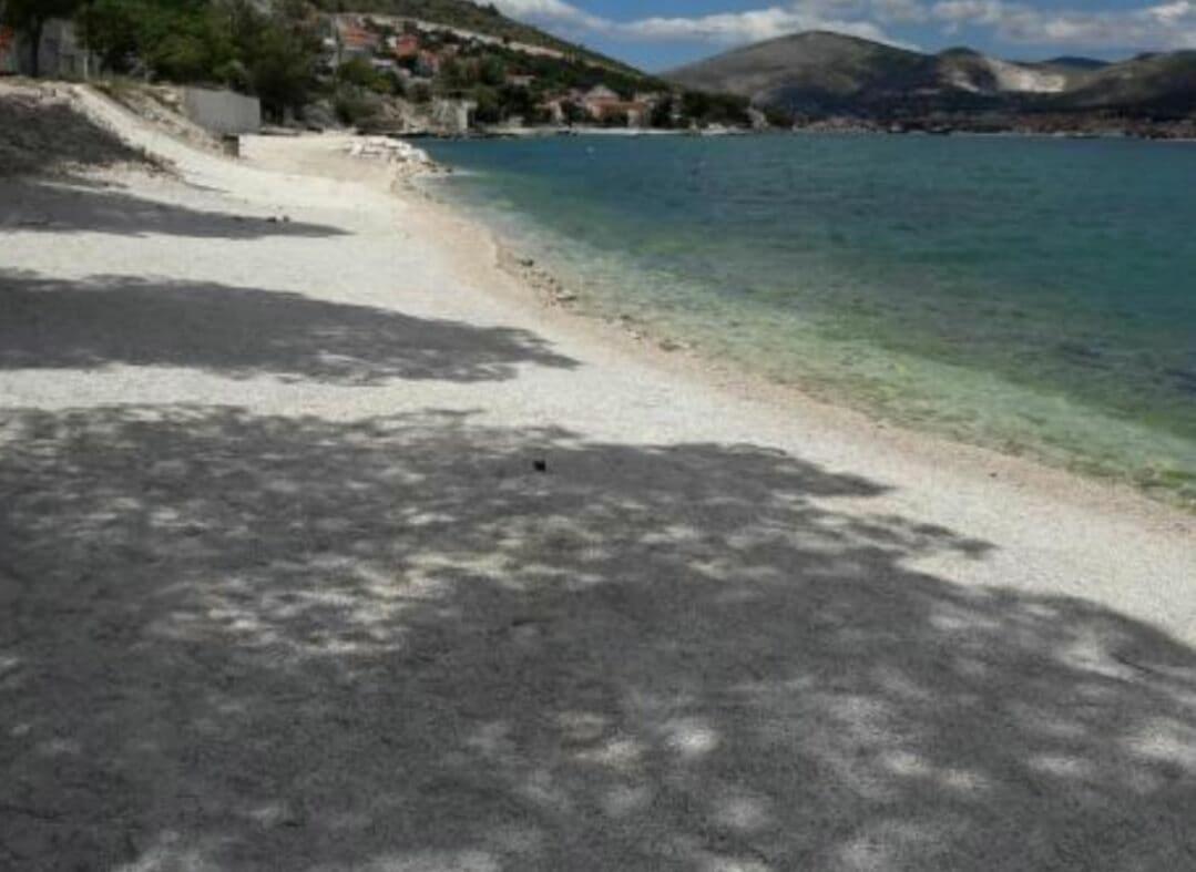 Apartment Mastrinka By The Sea -10M Trogir Kültér fotó